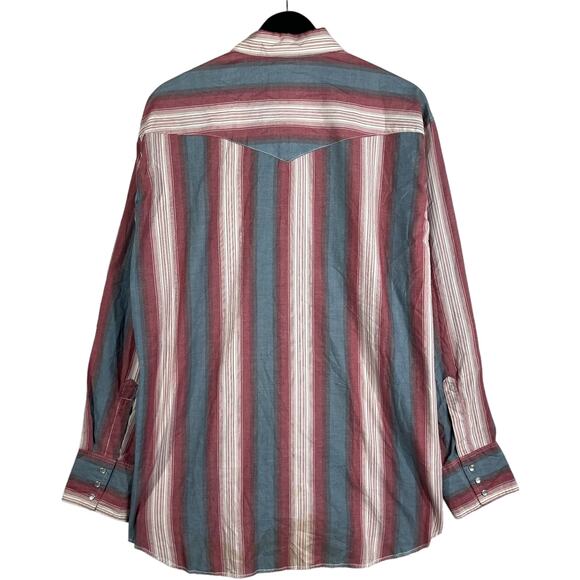 Wrangler Cowboy Cut Striped Long Sleeve Button Down - Picture 5 of 8